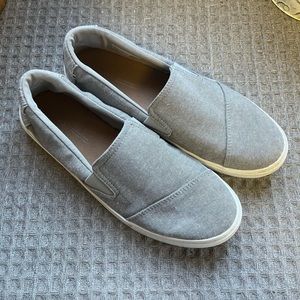Tom’s Gray Size 9